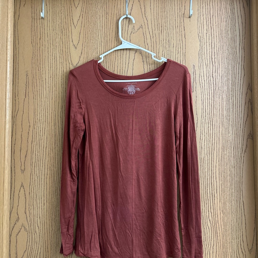 Women's Rust Long Sleeve Top